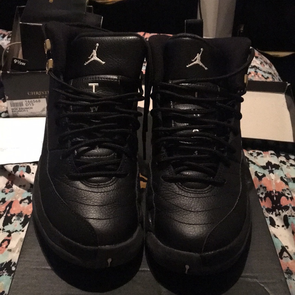Size 6.5y... Jordan Retro 12